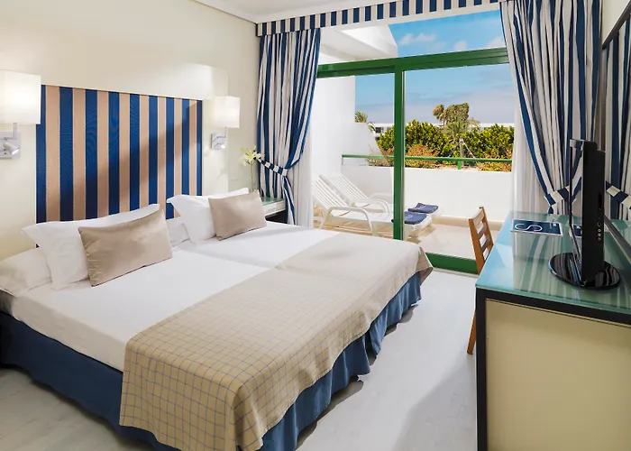 H10兰萨洛特公主酒店 酒店