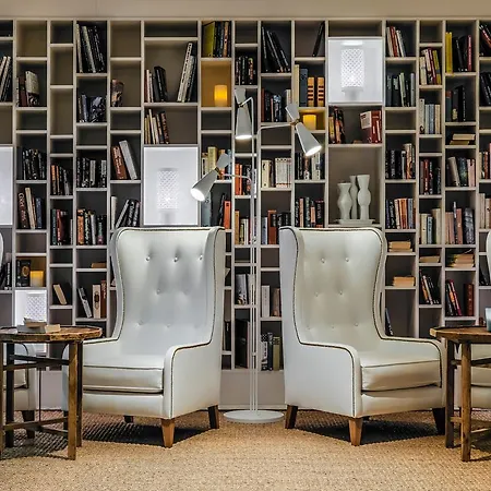 H10兰萨洛特公主酒店