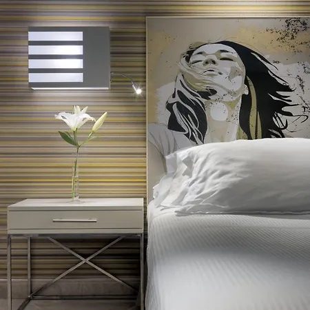 H10兰萨洛特公主酒店